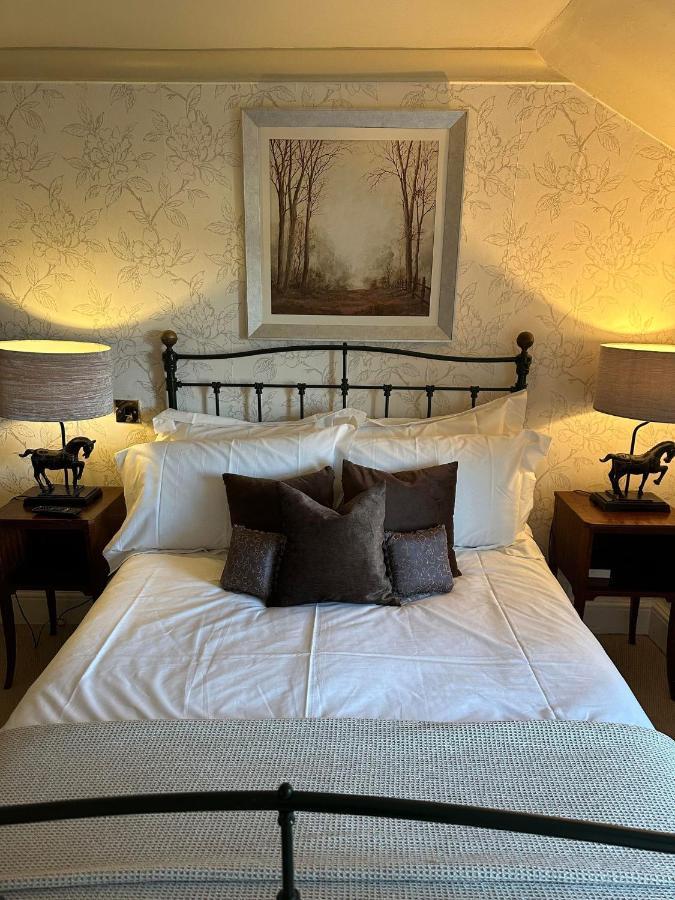 Burford Lodge Hotel - Adults Only Exterior photo