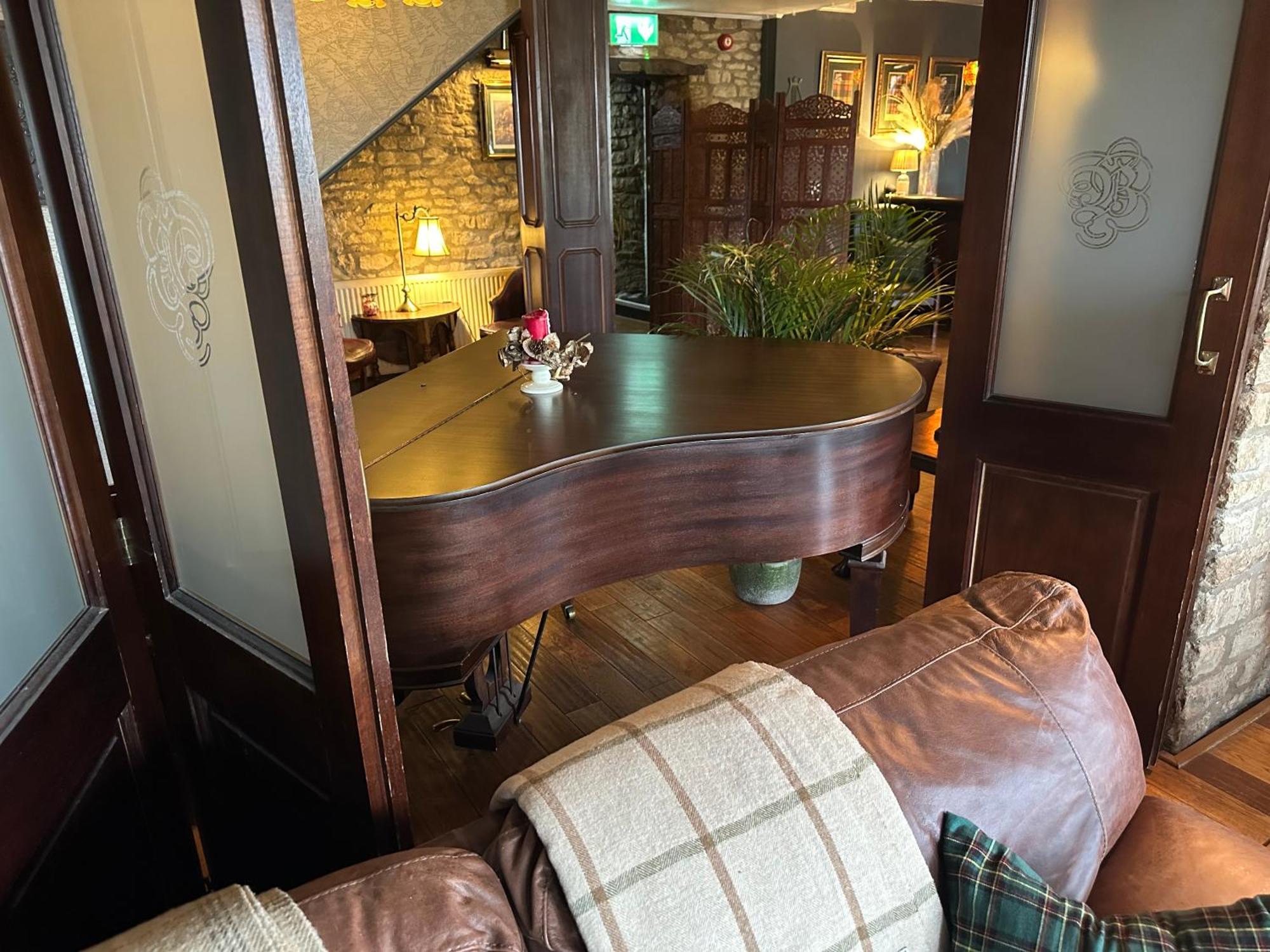 Burford Lodge Hotel - Adults Only Exterior photo